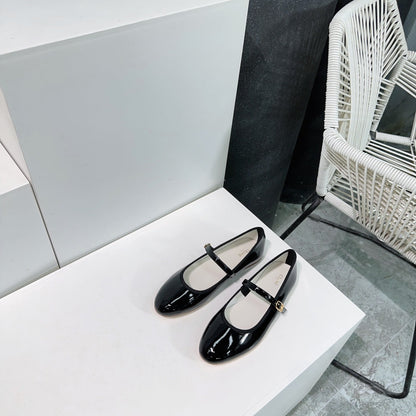 BALLET FLAT IN BLACK CALFSKIN